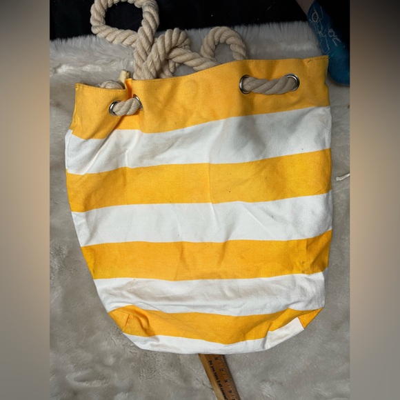YONKA Paris Striped Canvas Beach Bag - Picture 5 of 8